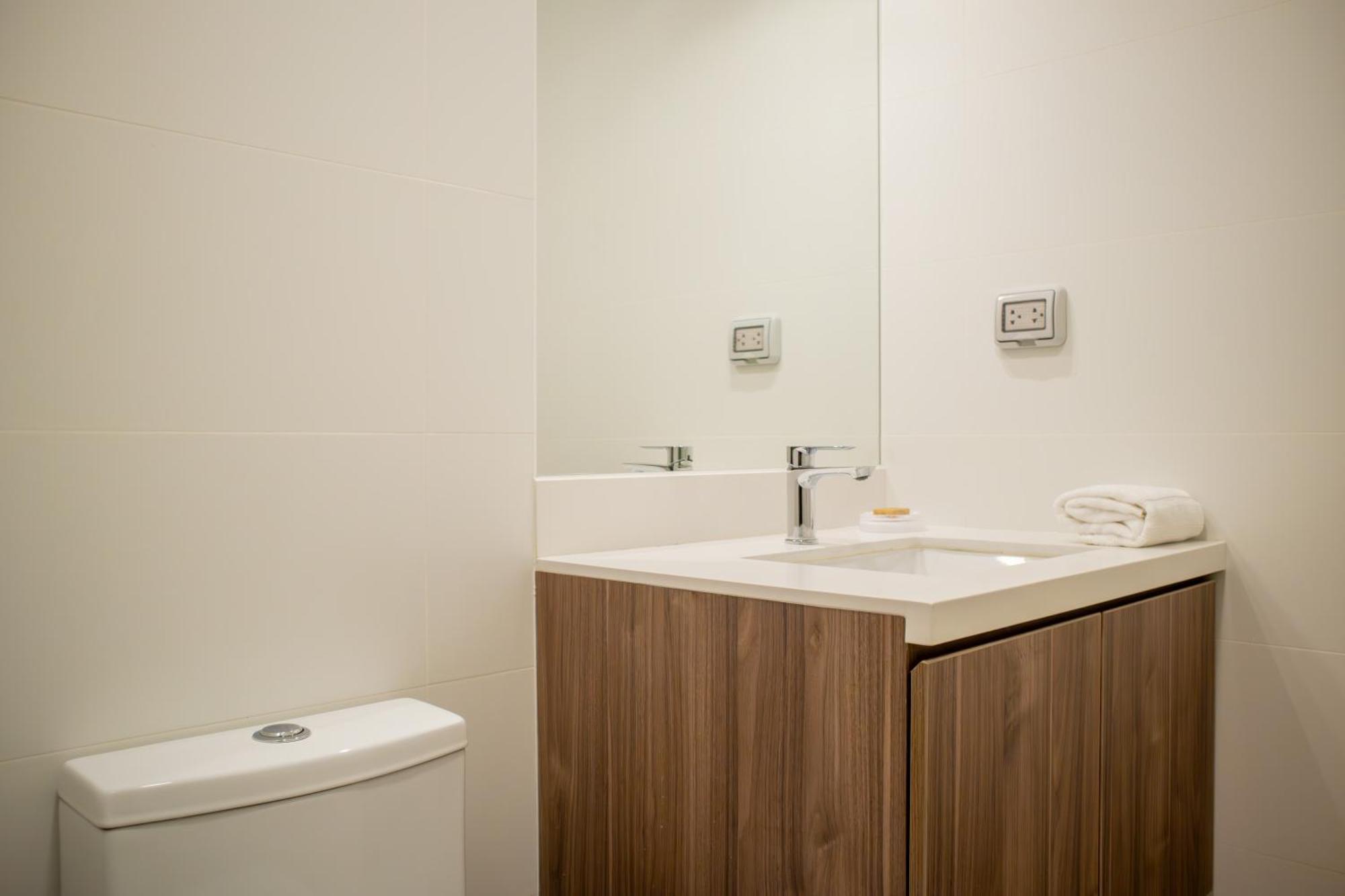 Pendragon By Wynwood House Apartment Lima